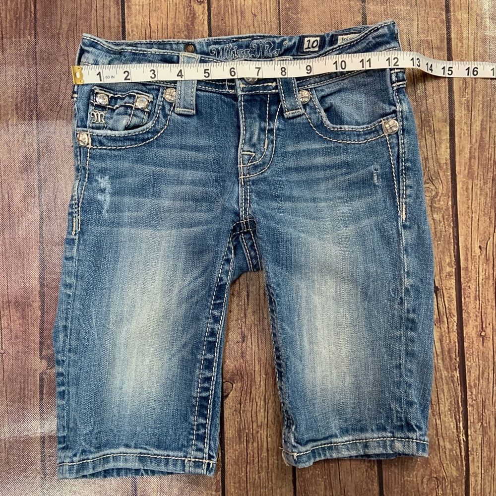 Miss Me Bermuda Shorts - Picture 2 of 6
